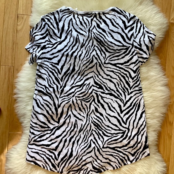 Zara NWT Zebra Print 100% cotton t-shirt - Picture 7 of 8